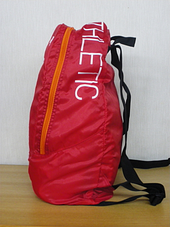 デサント ムーブ スポーツ ポケッタブル・バッグパック DAC-8182 RED
