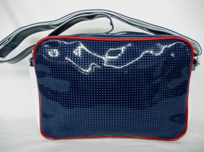 すーぱーそに子 スポーツバッグ エナメルバッグ ブル－ エナメル