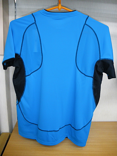 デサント ムーブ スポーツ Tシャツ DAT-5013 CBLU 背面