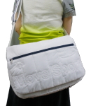 デサント ムーブ スポーツ ショルダーバッグ DAC-8278 WHT