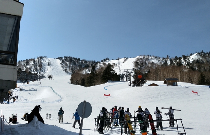 nXL[ HQf